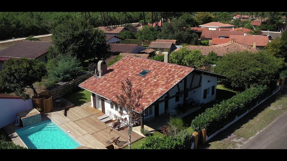 La Pavotte 4* 11 Personnes.piscine Chauffee.jaccuzy Option. Villa
